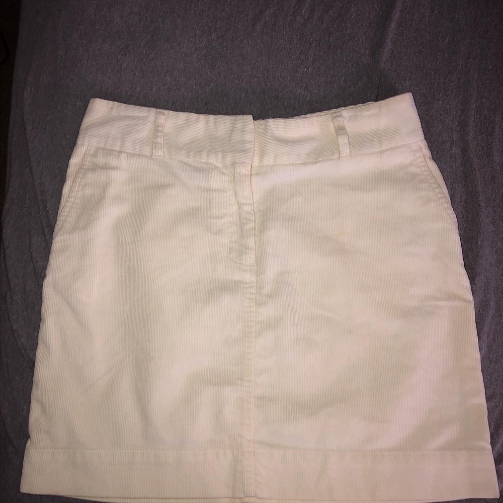 clothes - Picture 2 of 16